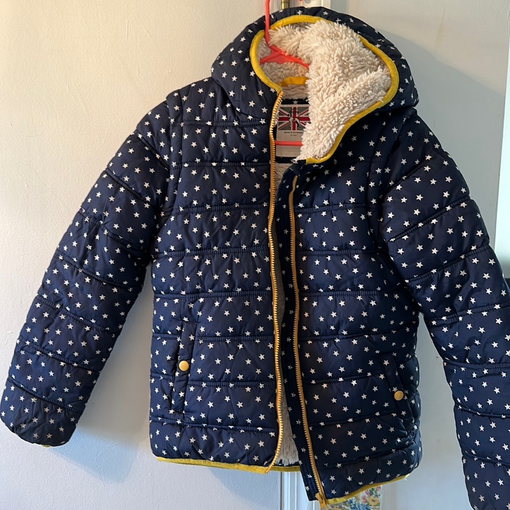 Barely worn winter jacket for girls